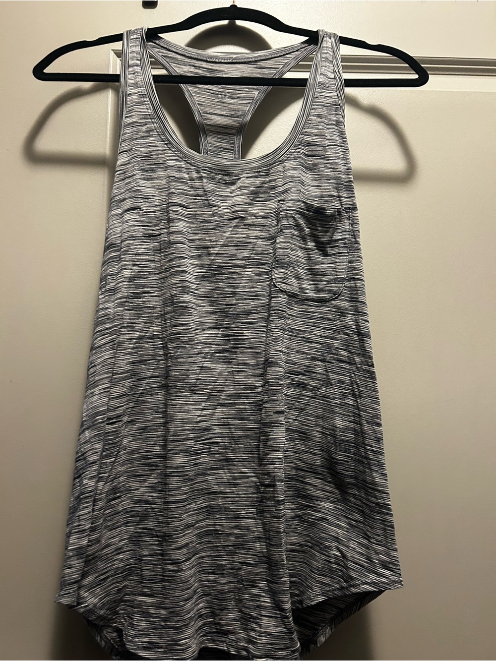 Lululemon Women's Gray Space-Dye Racerback Tank Top - Casual Pocket Tee